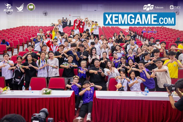 Siêu Đại kiện tướng Lê Quang Liêm bất ngờ gia nhập Team Flash khiến người hâm mộ ngạc nhiên