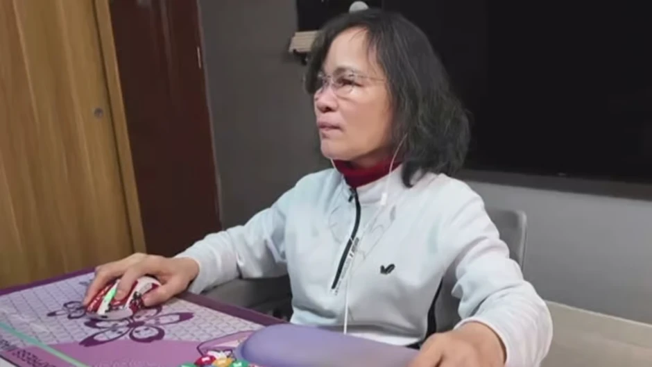 “Thần đồng” Donk solo thua nữ streamer U60 nhưng câu chuyện phía sau mới đáng nói “Thần đồng” Donk solo thua nữ streamer U60 nhưng câu chuyện phía sau mới đáng nói