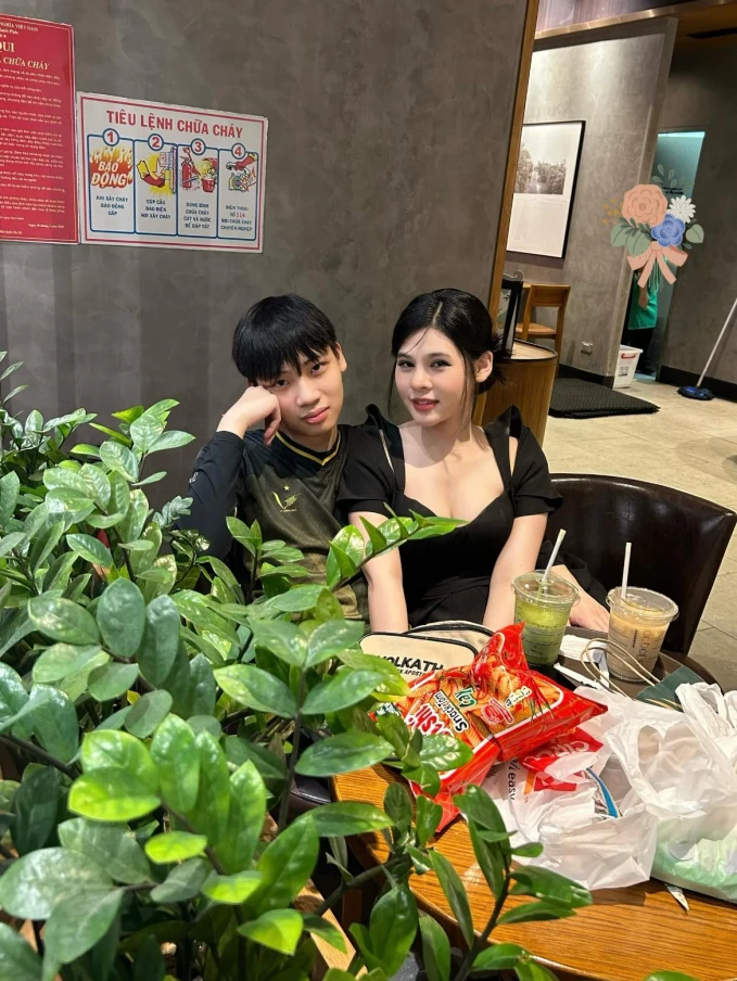 BirdLB và Kim Ngân chia tay: "Phải được yêu thì mới được suy tình"