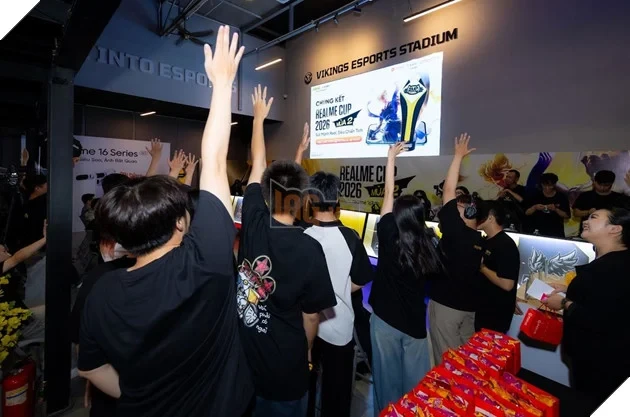 Chung kết realme Cup 2026 bùng nổ tại TP.HCM, hàng trăm sinh viên cháy hết mình cùng Liên Quân Mobile