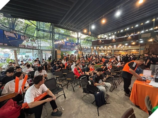 Cộng đồng Liên Quân Mobile bùng nổ cùng Watch Party Chung kết ĐTDV Mùa Xuân 2026 giữa FPT x Flash