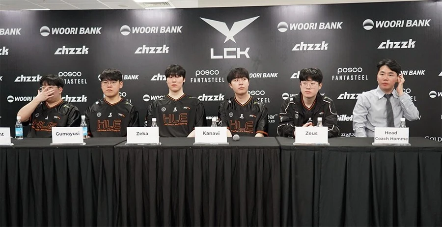 Dàn sao Hanwha Life Esports ấn tượng với bầu không khí cuồng nhiệt tại Việt Nam