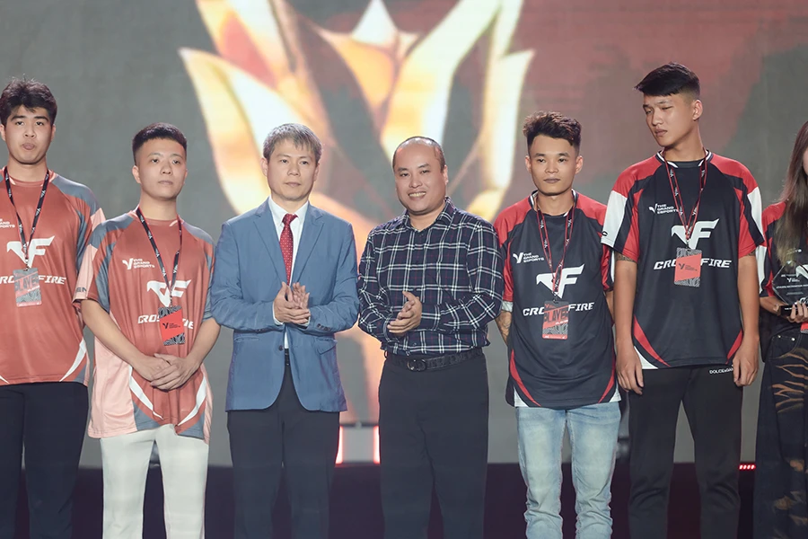 Đêm Gala The Grand Esports 2026 thắp sáng lễ hội văn hóa số, mở rộng giá trị vượt ngoài Esports