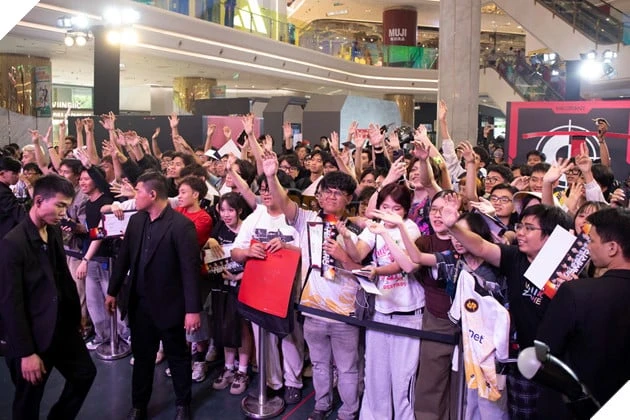 Fanmeeting của Rex Regum Qeon tại VCT 2026 Pacific: Stage 1 thu hút đông đảo fan hâm mộ