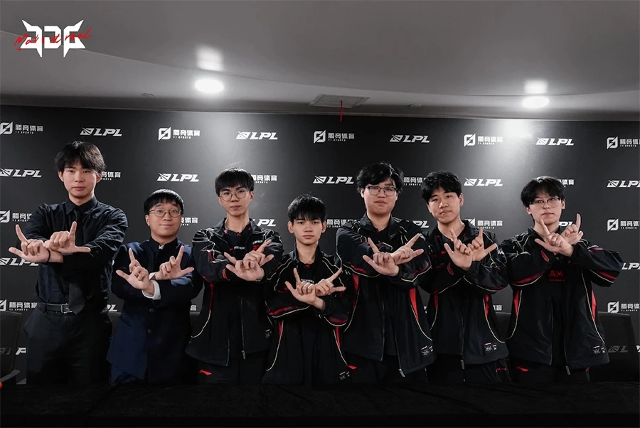 First Stand 2026: JD Gaming trở lại mạnh mẽ – gã khổng lồ ngủ quên tỉnh giấc First Stand 2026: JD Gaming trở lại mạnh mẽ – gã khổng lồ ngủ quên tỉnh giấc