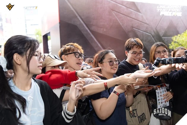 Hàng ngàn người hâm mộ bùng nổ tại vòng chung kết FFWS SEA 2026 Spring Hàng ngàn người hâm mộ bùng nổ tại vòng chung kết FFWS SEA 2026 Spring