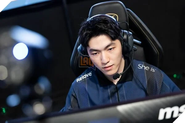 HongSuo: "Tôi muốn đối đầu T1 và học hỏi từ Faker" HongSuo: "Tôi muốn đối đầu T1 và học hỏi từ Faker"