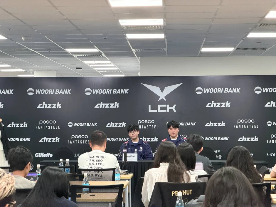 LazyFeel chia sẻ về trải nghiệm đặc biệt sau 2 trận LCK Roadshow tại Việt Nam, đặt mục tiêu khó