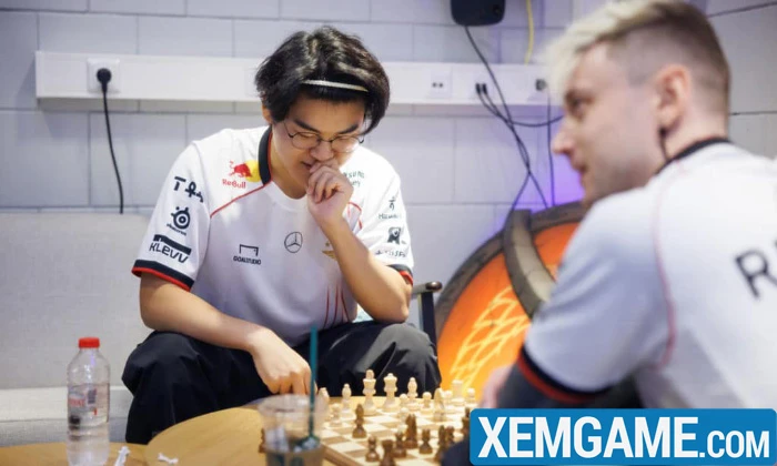 LMHT: Rekkles khoe nhẫn vinh danh, được Riot khẳng định danh hiệu nhà vô địch CKTG 2024