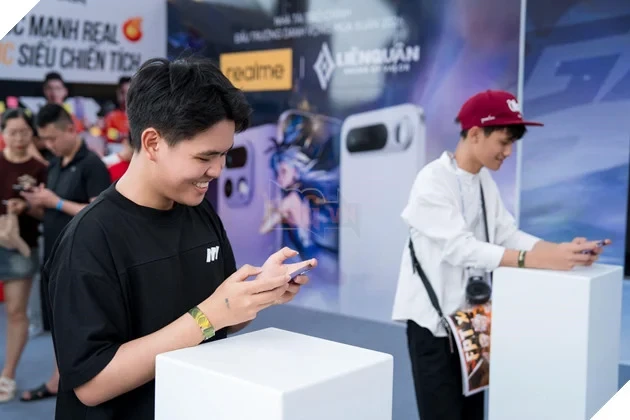 realme Đồng Hành Cùng Đấu Trường Danh Vọng Mùa Đông 2026: Đánh Dấu Hành Trình Thập Kỷ Nâng Tầm Esports Việt