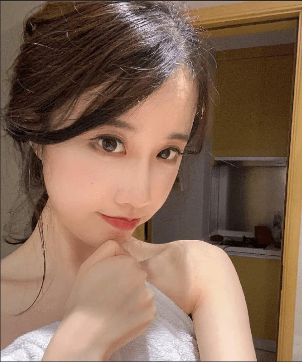 "Uổng phí nhan sắc": Mỹ nhân streamer gây sốc khi thừa nhận vẫn độc thân, tuyên bố "lãng phí gen tốt" khiến fan ngỡ ngàng!