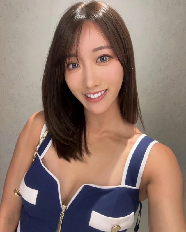 Bị lừa sạch tiền tiết kiệm trước ngày giải nghệ, hot girl xinh đẹp suy sụp, chỉ biết bắt đầu lại từ đầu Bị lừa sạch tiền tiết kiệm trước ngày giải nghệ, hot girl xinh đẹp suy sụp, chỉ biết bắt đầu lại từ đầu