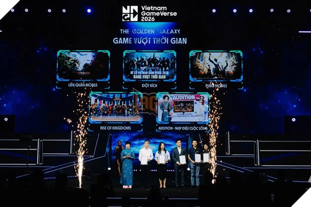 Đột Kích Lập “Hat-Trick” Danh Hiệu Tại Vietnam Gameverse 2026: Hành Trình 18 Năm Khẳng Định Vị Thế Tượng Đài FPS Đột Kích Lập “Hat-Trick” Danh Hiệu Tại Vietnam Gameverse 2026: Hành Trình 18 Năm Khẳng Định Vị Thế Tượng Đài FPS