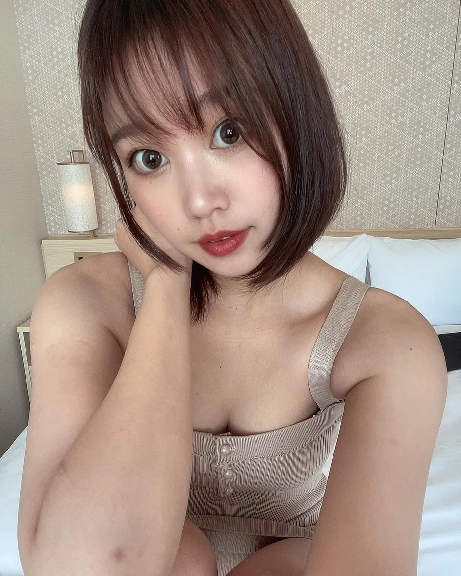 Hot girl Nhật Bản bất ngờ tuyên bố giải nghệ, đích thân viết tâm thư chia tay, fan tiếc nuối không thôi