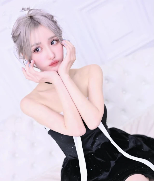 Hot girl nổi tiếng tuyên bố "chán nghề", muốn chuyển sang làm đạo diễn, đồng nghiệp ủng hộ nhiệt liệt
