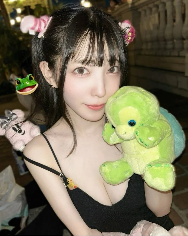 Hot girl xinh đẹp chia sẻ quá khứ làm giáo viên luyện thi, thừa nhận khó mà khiến học sinh tập trung Hot girl xinh đẹp chia sẻ quá khứ làm giáo viên luyện thi, thừa nhận khó mà khiến học sinh tập trung