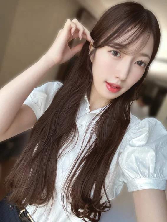 Lại thêm một hot girl nổi tiếng tuyên bố giải nghệ, thời gian hoạt động ngắn ngủi chỉ hai năm khiến fan tiếc nuối