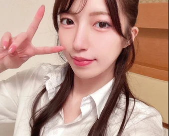 Lại thêm một hot girl nổi tiếng tuyên bố giải nghệ, thời gian hoạt động ngắn ngủi chỉ hai năm khiến fan tiếc nuối