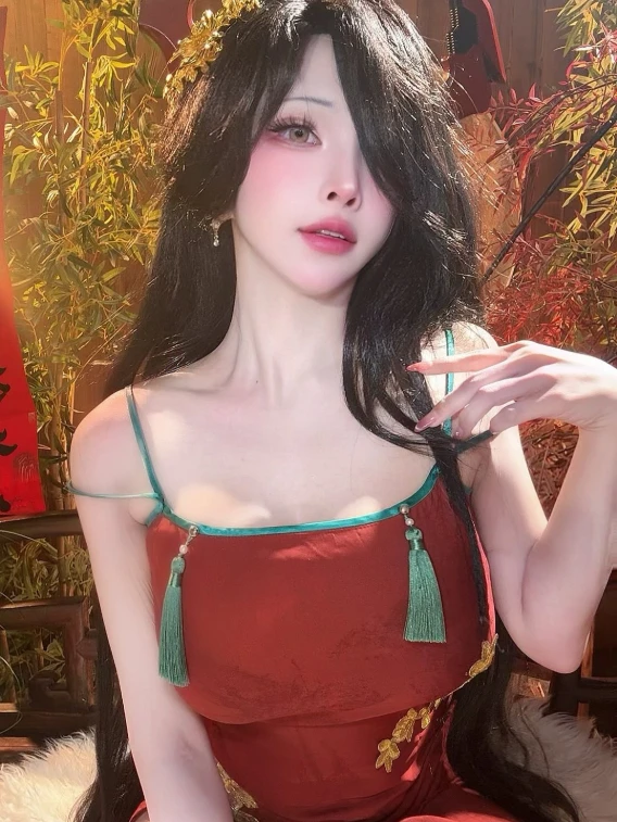 Liên tục khoe sự gợi cảm, hot girl nổi tiếng bất ngờ bị khóa tài khoản livestream, nghi do bị "báo cáo" quá nhiều Liên tục khoe sự gợi cảm, hot girl nổi tiếng bất ngờ bị khóa tài khoản livestream, nghi do bị "báo cáo" quá nhiều