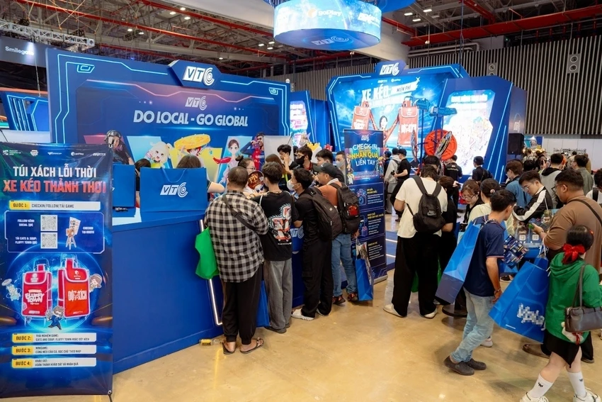 VTC tại Vietnam GameVerse 2026: "Sức nóng" bùng nổ ngay từ những phút đầu khai cuộc