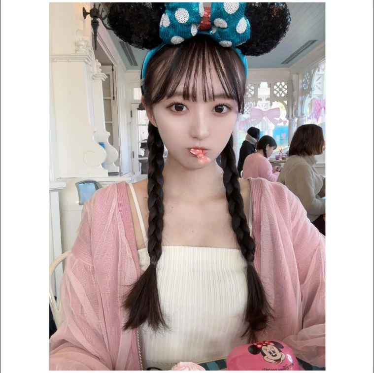 Vừa debut, một hot girl đã bùng nổ nhan sắc gây ấn tượng khó quên, cộng đồng mạng thừa nhận "Xinh như AI"