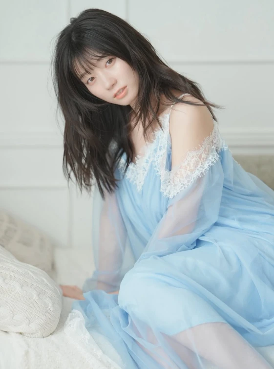 Vượt mặt Yua Mikami, hot girl tân binh nổi tiếng chia sẻ về quá khứ, tiết lộ luôn mẫu bạn trai mơ ước