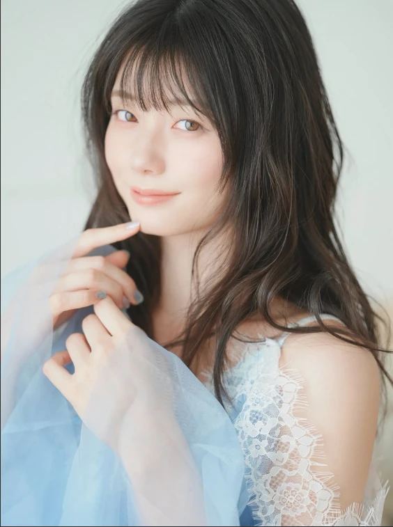 Vượt mặt Yua Mikami, hot girl tân binh nổi tiếng chia sẻ về quá khứ, tiết lộ luôn mẫu bạn trai mơ ước