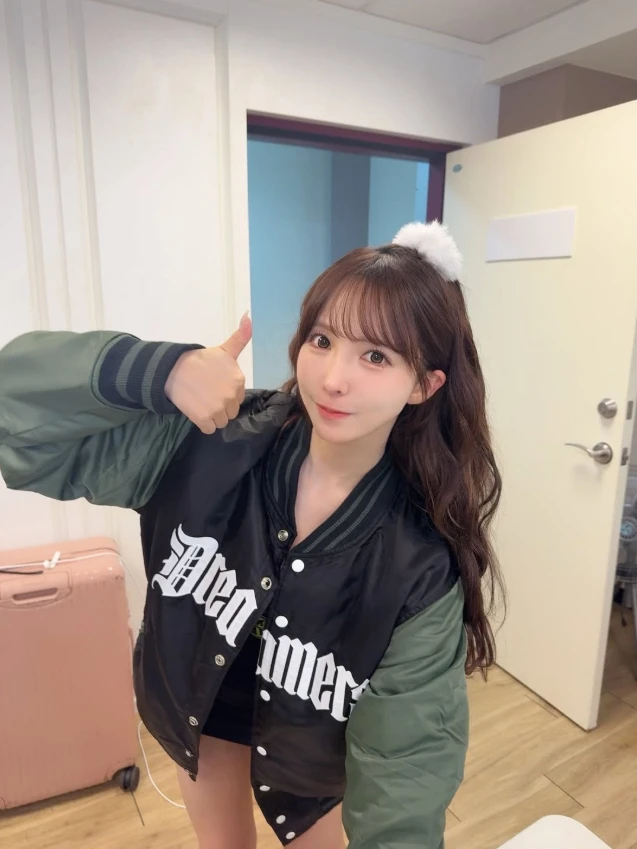 Yua Mikami khoe ảnh mới, hút gần 20.000 like, fan khen làm gì cũng gợi cảm Yua Mikami khoe ảnh mới, hút gần 20.000 like, fan khen làm gì cũng gợi cảm