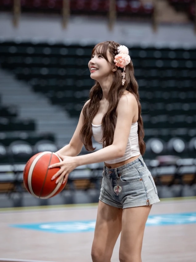 Yua Mikami khoe ảnh mới, hút gần 20.000 like, fan khen làm gì cũng gợi cảm Yua Mikami khoe ảnh mới, hút gần 20.000 like, fan khen làm gì cũng gợi cảm