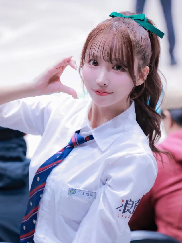 Yua Mikami khoe ảnh mới, hút gần 20.000 like, fan khen làm gì cũng gợi cảm Yua Mikami khoe ảnh mới, hút gần 20.000 like, fan khen làm gì cũng gợi cảm