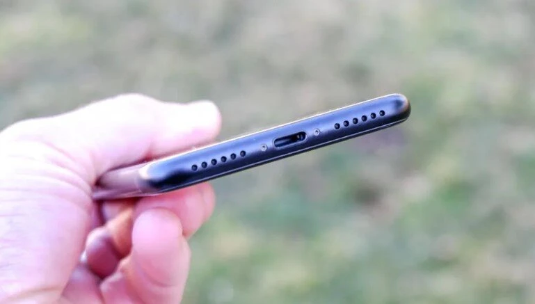 8 nâng cấp đáng tiền sẽ có trên iPhone 20 của Apple
