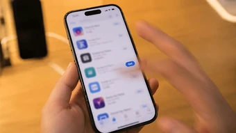 App Store lo ngại AI với 560.000 ứng dụng mới chỉ trong 6 tháng