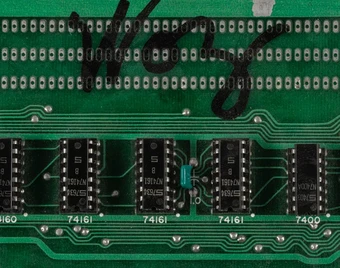 Apple-1 có chữ ký Steve Wozniak được kỳ vọng bán với giá 800.000 USD