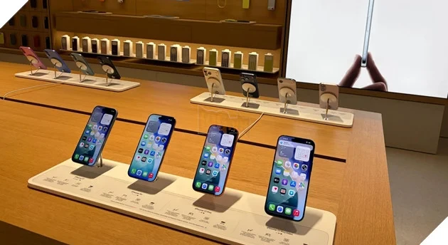 Apple bất ngờ tăng giá iPhone cũ, một số mẫu đắt hơn cả lúc ra mắt
