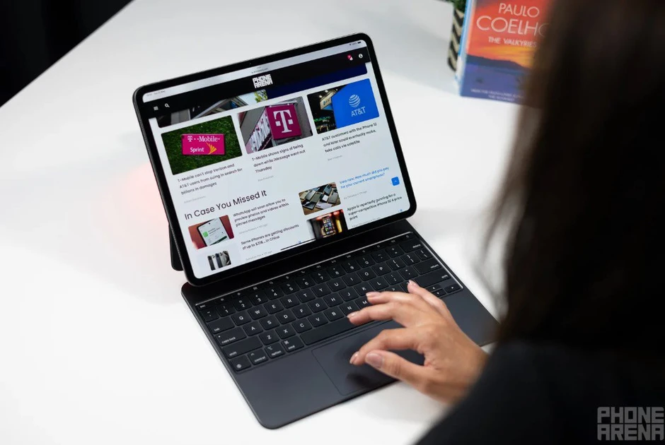 Apple vẫn sẽ phát hành iPad màn hình gập
