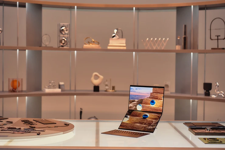 ASUS giới thiệu laptop hai màn hình Zenbook DUO (2026)