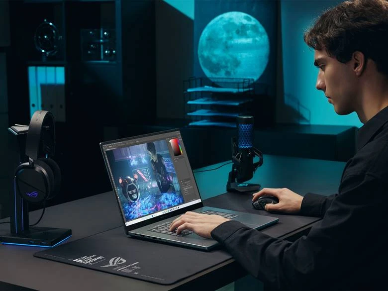 ASUS Republic of Gamers giới thiệu dải sản phẩm laptop gaming đột phá