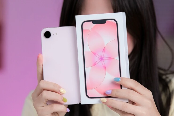 Bí quyết giúp Apple giảm giá iPhone dòng “e” mà ít người biết