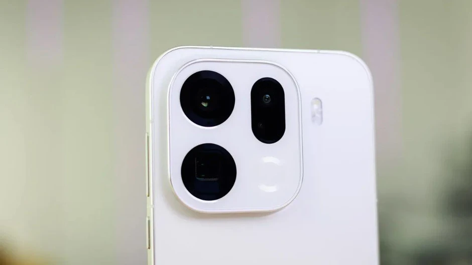 Camera 200MP trên điện thoại: Đột phá công nghệ hay chỉ là chi tiết thừa? Camera 200MP trên điện thoại: Đột phá công nghệ hay chỉ là chi tiết thừa?