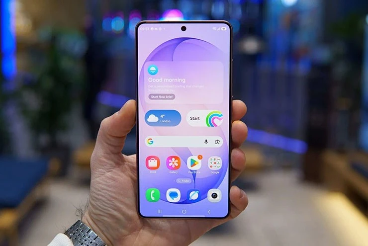 Chi hàng chục triệu đồng, người dùng Galaxy S23 bực mình vì One UI 8.5 Chi hàng chục triệu đồng, người dùng Galaxy S23 bực mình vì One UI 8.5
