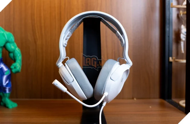 COMBO Corsair Clipper Pro Mini 60 & HS35 v3 Wireless: Bộ đôi gaming gear đáng chú ý cho game thủ FPS hiện đại