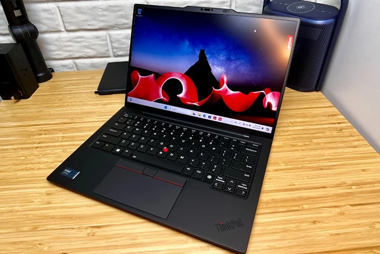 Đây là chi tiết trên một dòng laptop Lenovo mà fan Apple cũng phải ganh tỵ Đây là chi tiết trên một dòng laptop Lenovo mà fan Apple cũng phải ganh tỵ