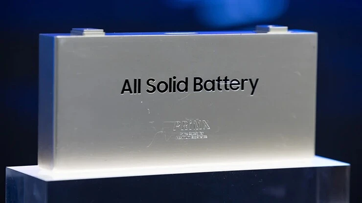 Điện thoại Galaxy tương lai có thể được nâng cấp pin đáng mơ ước