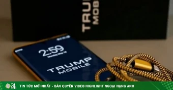 Điện thoại T1 của Trump Mobile vừa đến tay khách hàng đã gặp tranh cãi