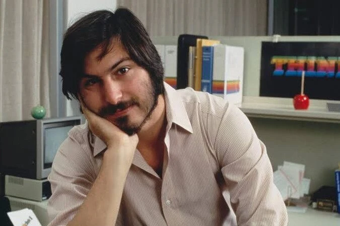 Dự án khoa học năm 1968 của Steve Jobs được bán đấu giá lên tới gần 900 triệu đồng