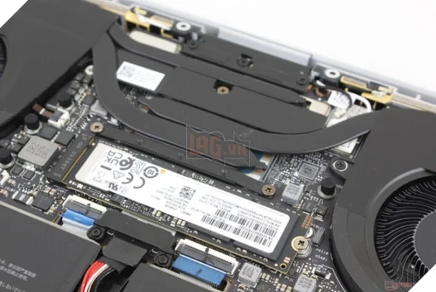 ExpertBook Ultra với mức giá đến 100 triệu đồng: Tuyệt tác công nghệ tái định hình chuẩn mực laptop doanh nghiệp