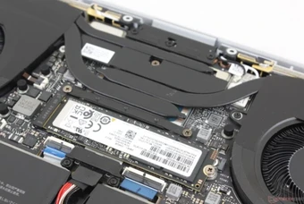 ExpertBook Ultra với mức giá đến 100 triệu đồng: Tuyệt tác công nghệ tái định hình chuẩn mực laptop doanh nghiệp