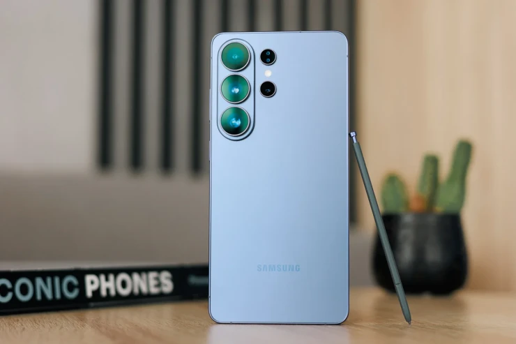 Liệu Galaxy S27 Ultra có phải smartphone duy nhất trụ vững trước cơn bão tăng giá RAM? Liệu Galaxy S27 Ultra có phải smartphone duy nhất trụ vững trước cơn bão tăng giá RAM?