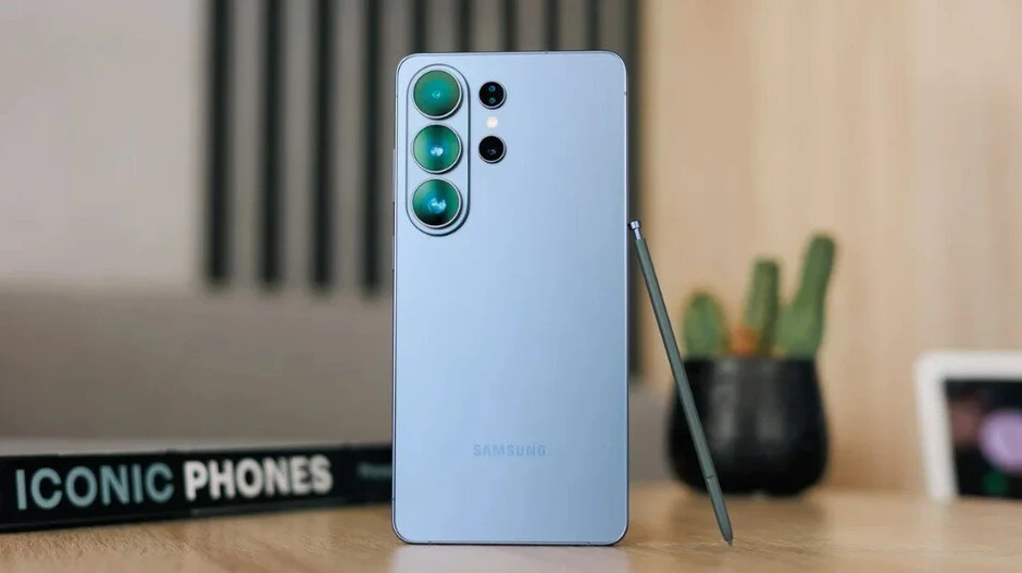 Galaxy S27 Ultra: Liệu có thành công như iPhone 17 Pro? Galaxy S27 Ultra: Liệu có thành công như iPhone 17 Pro?
