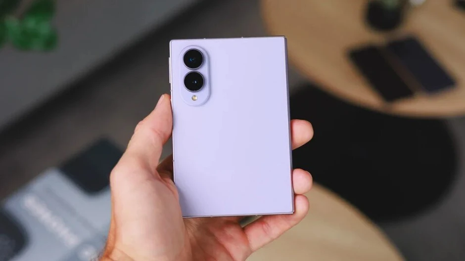 Galaxy Z Fold9 năm sau sẽ còn xịn sò hơn